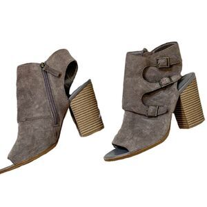 Suede Chunky Heel buckle strap Sandal bootie 7.5